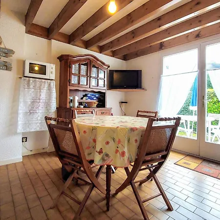 1 Bedroom In Saint-philibert 別荘